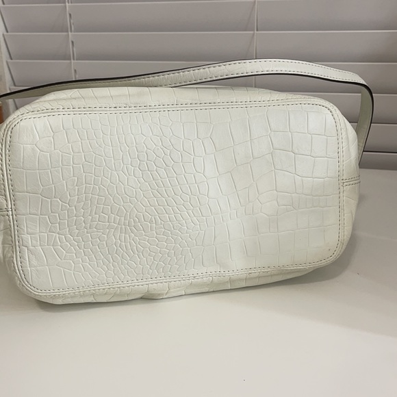 Kate Spade White Leather Purse - Picture 5 of 9